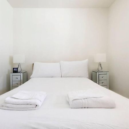 Beautiful 2 Bedroom Mews House With Parking By The Beach Brighton Luaran gambar