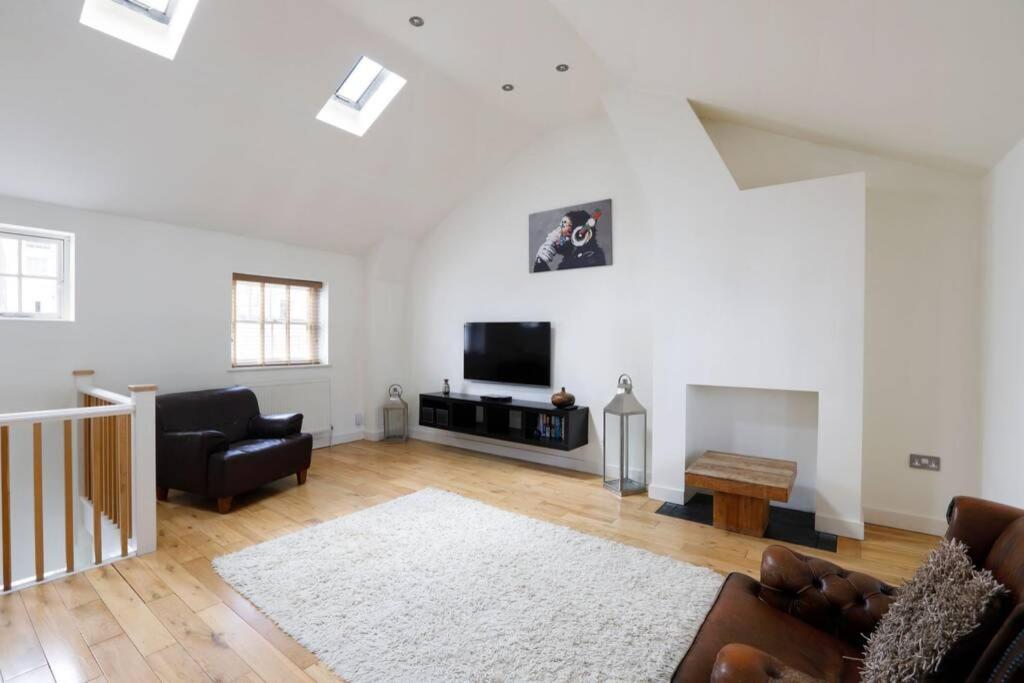 Beautiful 2 Bedroom Mews House With Parking By The Beach Brighton Luaran gambar